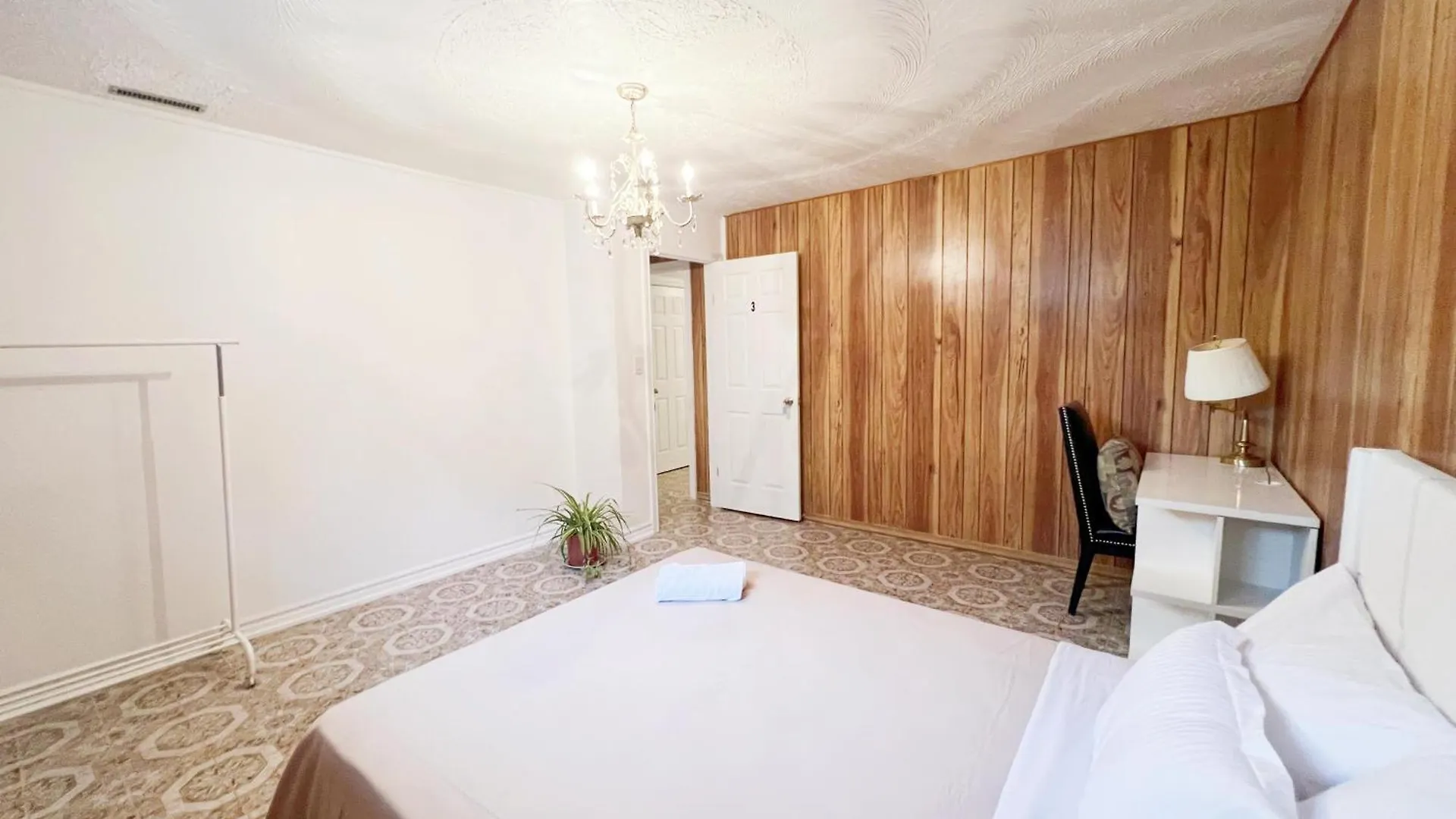 Vihome-34- Double Bed Room Near Finch And 404 Bsmt Toronto Séjour chez l'habitant